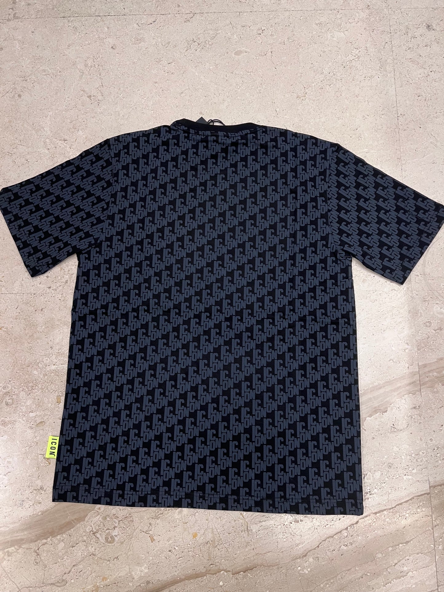 T-shirt manica corta