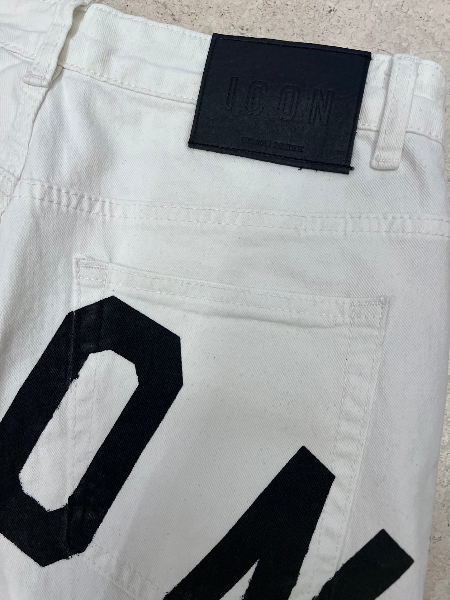 BERMUDA DENIM