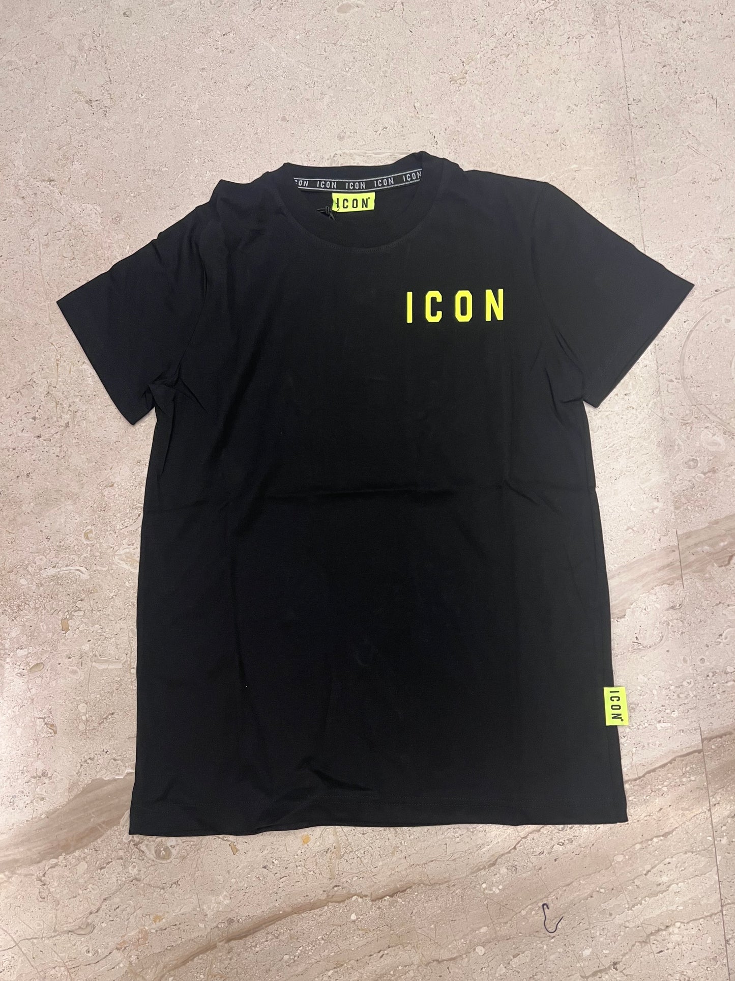 T-shirt manica corta