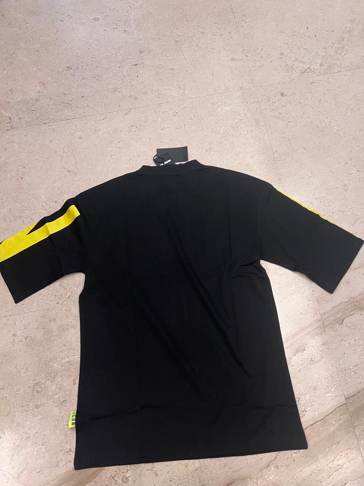 T-shirt manica corta