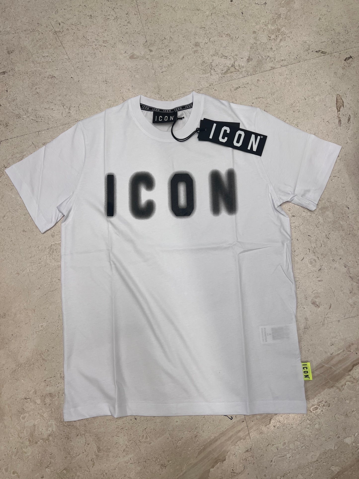 T-shirt manica corta