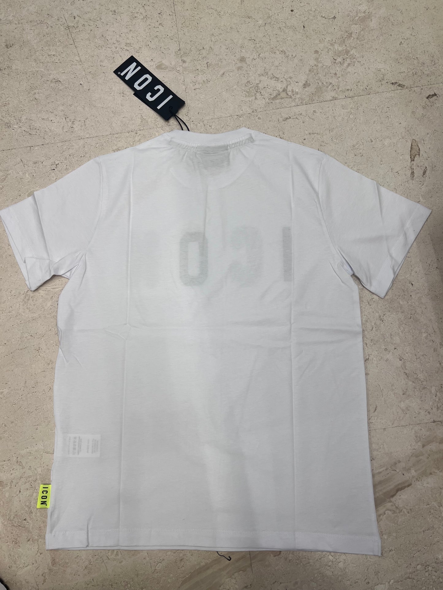 T-shirt manica corta