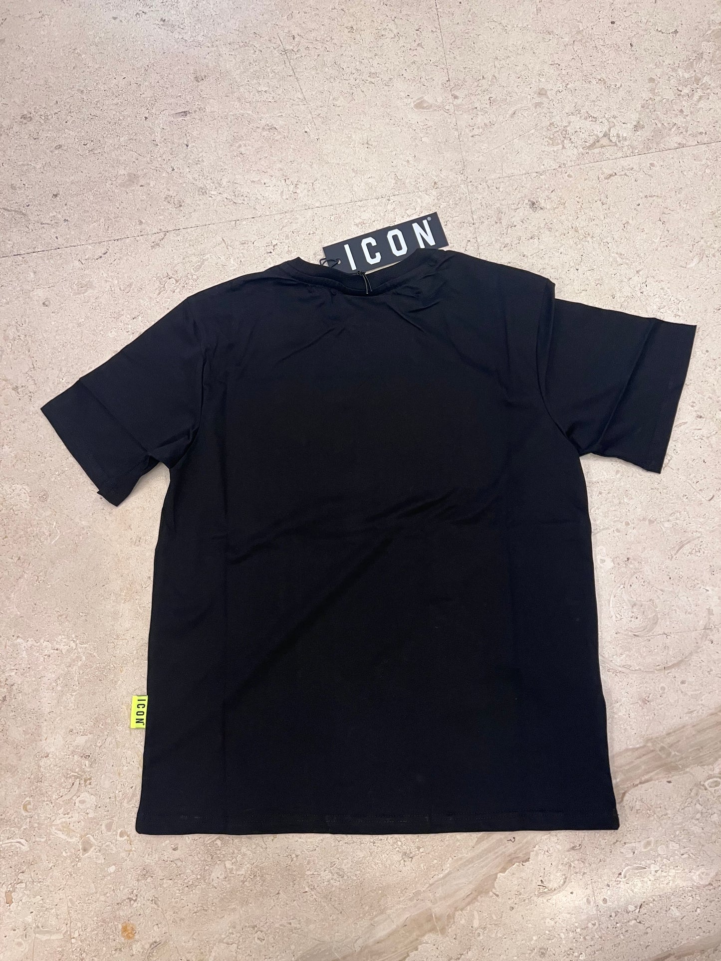 T-shirt manica corta