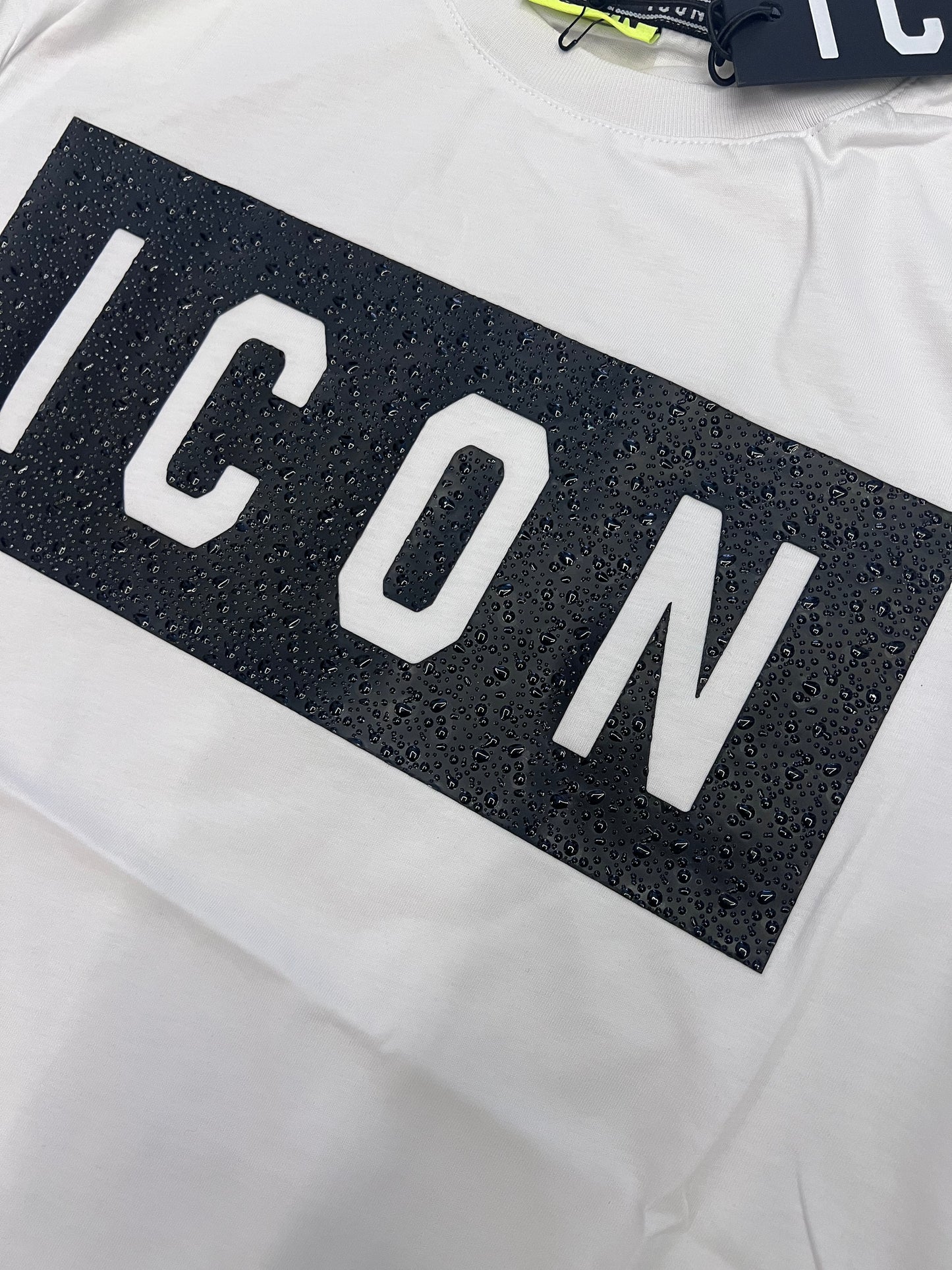 T-shirt manica corta